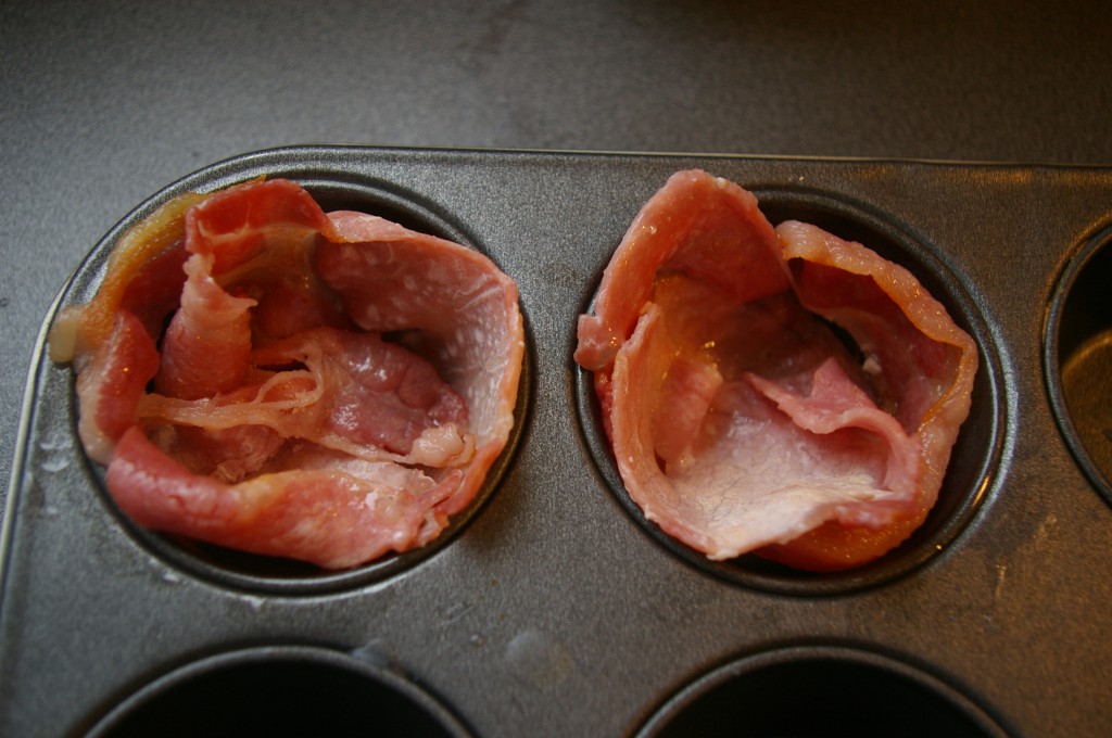 The regular bacon curls up well. Two or one and a half slices each.
